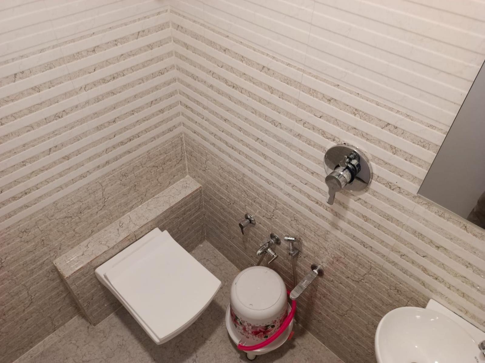 Hotel Karnavati Ahmedabad Ngoại thất bức ảnh